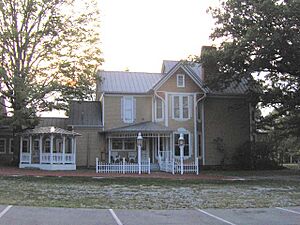 Lewis-buckner-design-sevierville