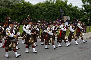 Pipes & Drums of The Cameron Highlanders of Ottawa - 1 July 2007