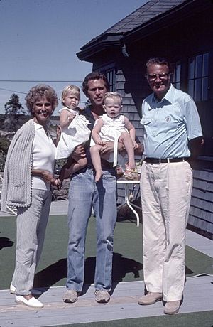Reverend Billy Graham and Mrs. Ruth Graham with George W. Bush and his twin girls.jpg