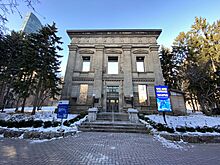 TMU Recreation and Athletic Centre Entrance 2022