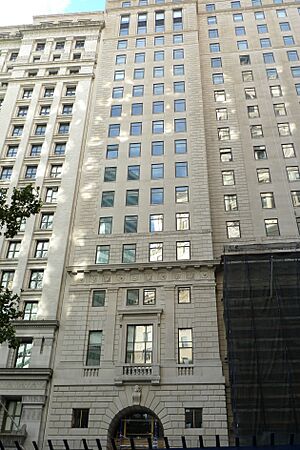 25 Broadway Cunard Building WTM3 PAT M IN NYC 0077