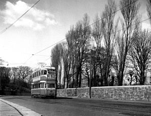 A 'Coronation' car at Burnside - geograph.org.uk - 1344405