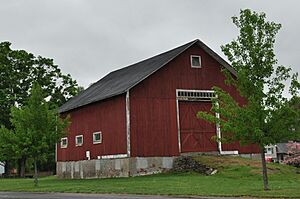 AgawamMA SchoolStreetBarn