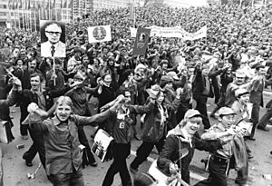 Bundesarchiv Bild 183-W0525-0101, Karl-Marx-Stadt, V. Festival der Freundschaft DDR-UdSSR