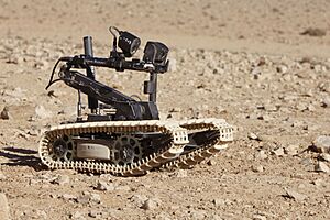 Dragon Runner Bomb Disposal Robot MOD 45159060