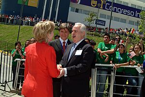 Hillary Clinton Lorenzo Zambrano TecMilenio