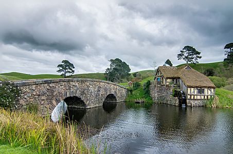 Hobbiton mill and double-arched bridge