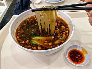 Hot and sour noodles with pork intestines.jpg