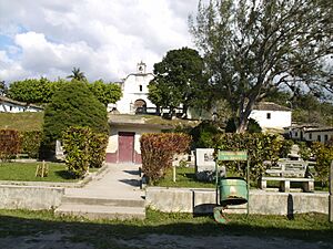 Iglesia y parque en Belén, Honduras - 2008