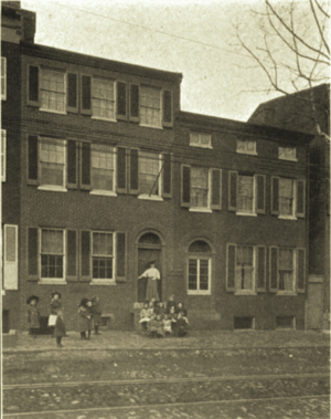 Lawrence House (Baltimore, 1905)
