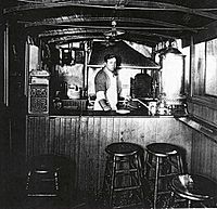 Louis Lassen Louis' Lunch wagon (1907-1916)