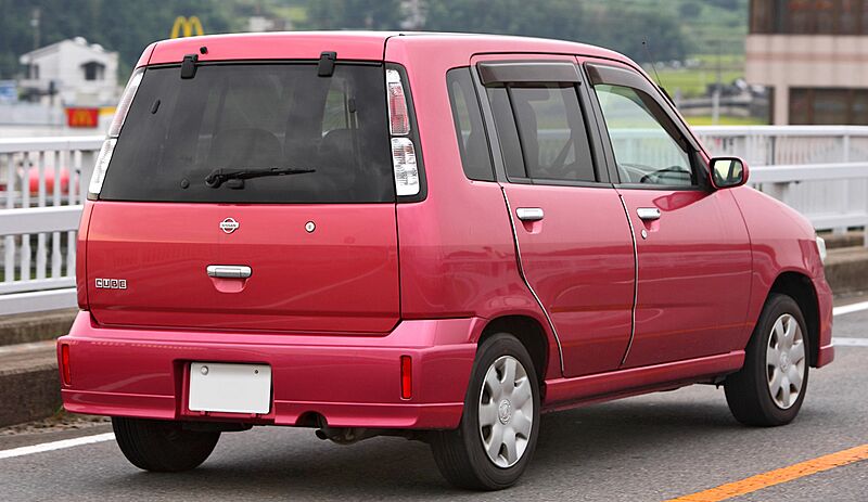 Nissan Cube Z10 004