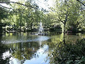 Nottingham Arboretum 1.jpg