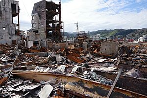 R6 noto earthquake wajima burned-out-asaichi-area 2024-02-17 10