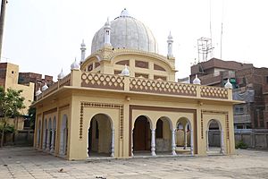 Sir Ganga Ram Samadhi 12
