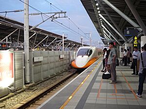 THSR 700T train at THSR Tainan Station 20120726