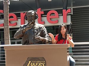 2018-07-02 wife with chick hearn statue staples center