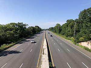 2021-08-25 10 11 21 View south along New Jersey State Route 21 (McCarter Highway) from the overpass for the ramp from Main Street in Belleville Township, Essex County, New Jersey