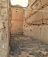 2021 Sivan Vahkih, Casa Grande Ruins, interior 1