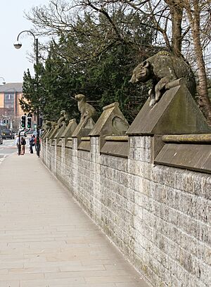 Animal Wall (16927638357)
