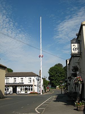 Barwick Maypole cross pubs 14 June 2017.jpg