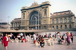 Budapest Keleti pályaudvar felvételi épülete 1985 (Azonosító 18151)