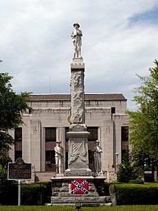 Confederate statue in Jasper, Alabama LCCN2010640147 (cropped)
