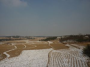 Winter farm landscape near Lu'an urban area