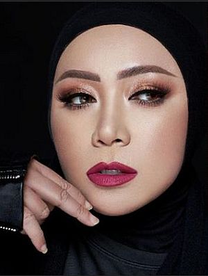 Melly Goeslaw Facts for Kids
