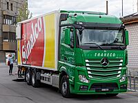 Mercedes-Benz Actros 2548 Kofferaufbau.jpg