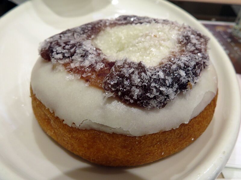 Mister Donut Azuki Mochi Chou