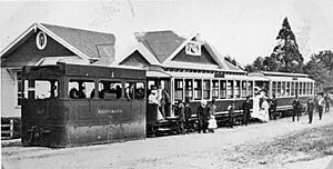 No. 1 engine Waitemata steam tram outside the Mon Desir, Takapuna (1910)