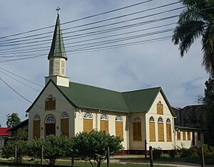 Paramaribo - Hofstede Crulllaan 22 - Heilig Hartkerk 20161004