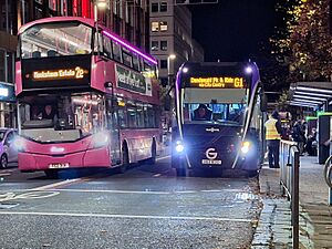 Translink Metro and Glider (cropped).jpg