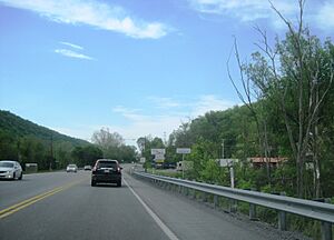 US 22 entering Ardenheim