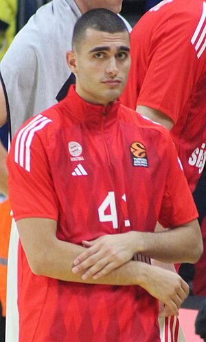 Yam Madar 41 FC Bayern München (Basketball) 20241112 (1) (cropped).jpg