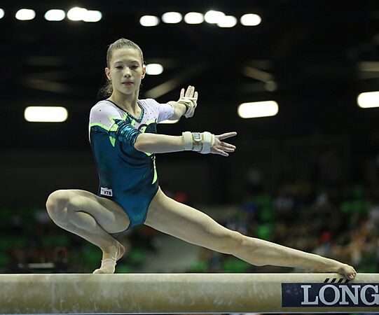 2019-06-30 1st FIG Artistic Gymnastics JWCH Women's Apparatus finals Balance beam (Martin Rulsch) 320