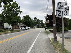 2022-06-22 16 25 47 View south along Maryland State Route 213 (West Cross Street) just south of Maryland State Route 290 and Maryland State Route 313 (South Main Street) in Galena, Kent County, Maryland