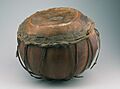 COLLECTIE TROPENMUSEUM Keteltrom van kalebas TMnr 3903-103