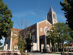 Cathedral of St. Raymond Nonnatus - Joliet 01.JPG