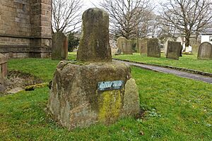 Eccles wayside cross in Hope