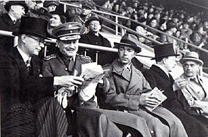 Famous spectators of athletics game Finland-Sweden-Germany, September 1940 in Helsinki