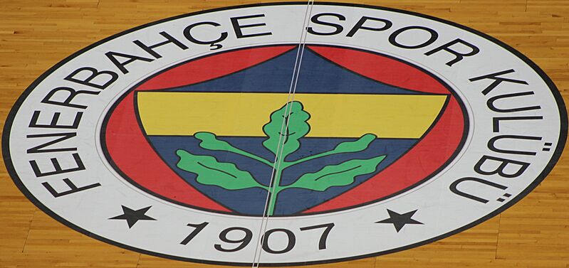 Fenerbahçe men's basketball vs Real Madrid Baloncesto Euroleague 20161201 (77) (cropped)
