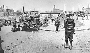German Army near the Church of the Discovery of the Holy Cross in Hrodna during World War II in 1940
