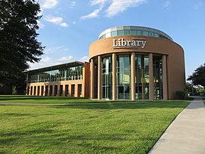 Hughes Main Library Greenville 2017b
