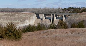 Medicine Creek dam spillway from DS