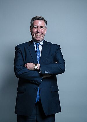 Official portrait of Mr Graham Brady