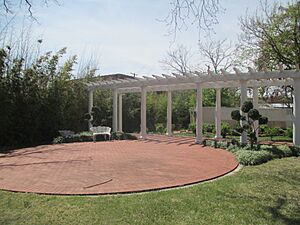 Rear patio, The Kell House, Wichita Falls, TX IMG 6904