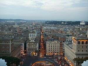 Roma, vista 04 via del corso