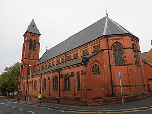 St Mary's Church, Crewe (1).JPG